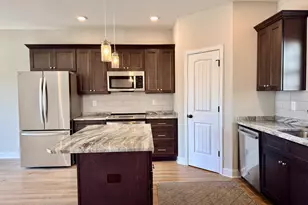 212 Beau Claire Cir, Byron, GA 31008 - Photo 11