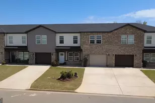 212 Beau Claire Cir, Byron, GA 31008 - Photo 5