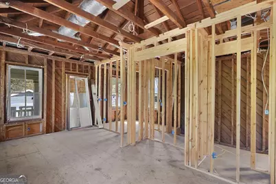423 W 42nd Street, Savannah, GA 31401 - Photo 13