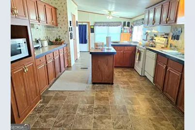 186 Justice Avenue, Fitzgerald, GA 31750 - Photo 5