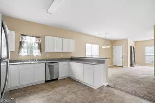 3285 Oakley Pl, Union City, GA 30291 - Photo 5