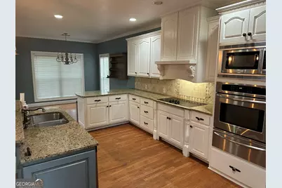 405 Canterbury Drive, Lagrange, GA 30241 - Photo 3