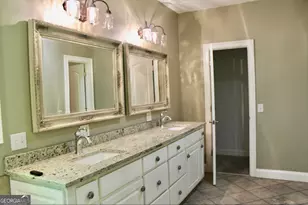 405 Canterbury Dr, Lagrange, GA 30241 - Photo 25