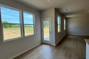 232 Hampton Holw Dr, Jefferson, GA 30549 - Photo 5