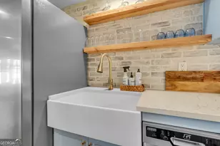 120 Lake Park Dr, Sharpsburg, GA 30277 - Photo 29