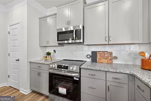 102 Roy Dr, Calhoun, GA 30701 - Photo 11