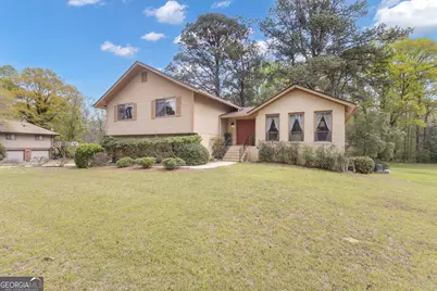 150 Thornton Drive, Fayetteville, GA 30214 - Photo 1