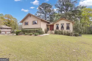 150 Thornton Dr, Fayetteville, GA 30214 - Photo 1