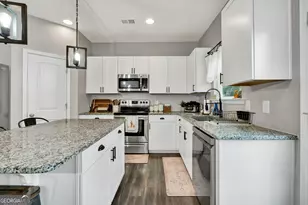 122 Bristol Ln, Calhoun, GA 30701 - Photo 3