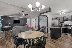 535 Oak Trace Ct, Jonesboro, GA 30238 - Photo 5