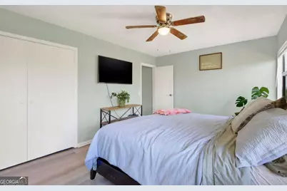 912 Pineland Avenue, Hinesville, GA 31313 - Photo 17