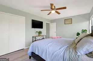 912 Pineland Ave, Hinesville, GA 31313 - Photo 17