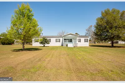 2734 Woodridge Road, Waycross, GA 31503 - Photo 1