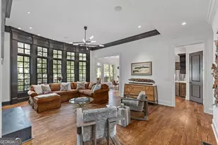 590 Windsor Parkway, Atlanta, GA 30342 - Photo 17