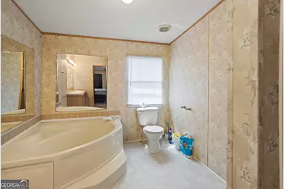 437 Burkhalter Circle, Claxton, GA 30417 - Photo 13