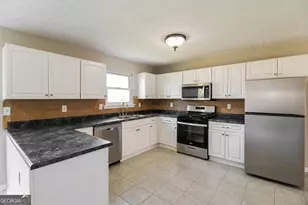 444 Grove Park Dr, Locust Grove, GA 30248 - Photo 7