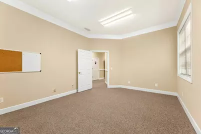 3535 Roswell Road #18, Marietta, GA 30062 - Photo 11