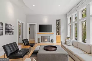 4915 Northway Dr NE, Sandy Springs, GA 30342 - Photo 17