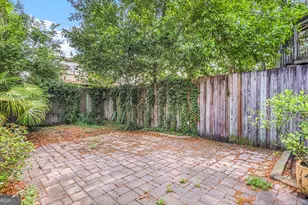 522 Nicoll St, Savannah, GA 31401 - Photo 27