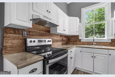 522 Nicoll Street, Savannah, GA 31401 - Photo 31