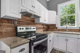 522 Nicoll St, Savannah, GA 31401 - Photo 31