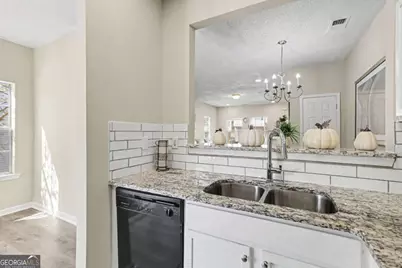 3604 Ginnis Road SW #6, Atlanta, GA 30331 - Photo 13