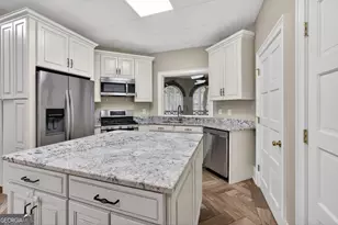 5300 Old Hundred Ln, Sandy Springs, GA 30327 - Photo 45