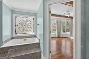 5300 Old Hundred Ln, Sandy Springs, GA 30327 - Photo 9