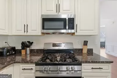 4925 Locherby Drive, Fairburn, GA 30213 - Photo 17