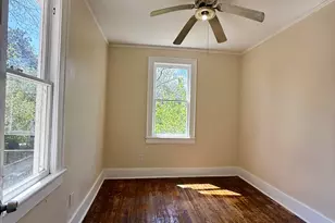 627 W 39th St, Savannah, GA 31415 - Photo 9