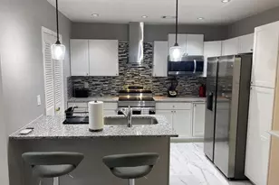 825 Forest Lake Dr S, Macon, GA 31210 - Photo 11