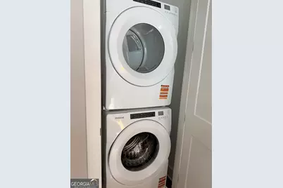 988 Bibbs Cir #4, Atlanta, GA 30318 - Photo 13