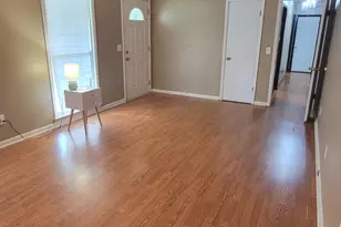 335 Laurel Ln, Lagrange, GA 30241 - Photo 3