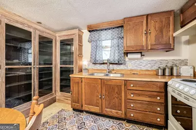 8987 Ferguson Avenue, Savannah, GA 31406 - Photo 9