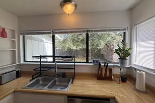 128 Dogwood Cir, Saint Marys, GA 31558 - Photo 3