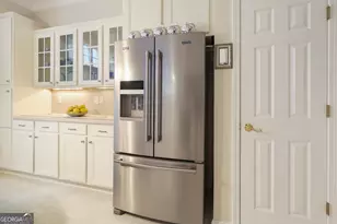 323 Lewisburg Dr, McDonough, GA 30253 - Photo 9