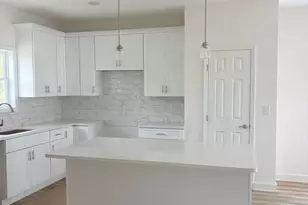 799 Plainville Dr SW, Atlanta, GA 30331 - Photo 5