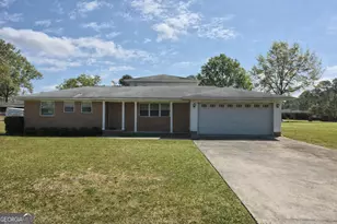 13 Marshall St, Butler, GA 31006 - Photo 1