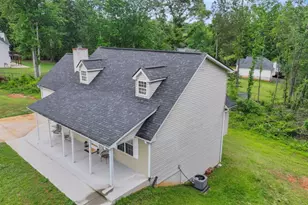 5293 Hopewell Ln, Gainesville, GA 30507 - Photo 3