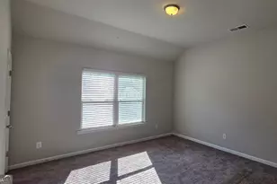 7373 Ledgestone Ln, Riverdale, GA 30274 - Photo 17