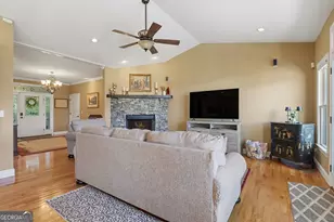 172 Star Mountain Dr, Clayton, GA 30525 - Photo 9