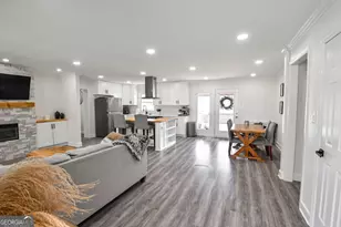 150 Sims St, Winder, GA 30680 - Photo 3