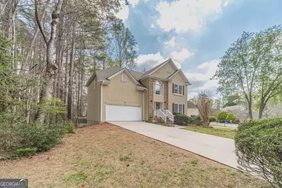 4706 Cedar Wood Drive SW, Lilburn, GA 30047 - Photo 5