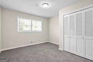 3219 Rondelay Dr, Lithonia, GA 30038 - Photo 15