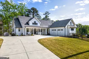 6570 Crestwood Peninsula, Flowery Branch, GA 30542 - Photo 3