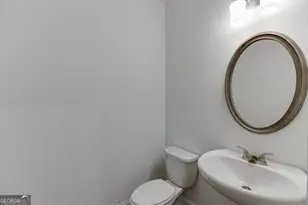 929 Lakeview, Commerce, GA 30529 - Photo 21