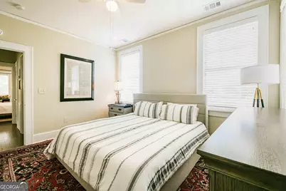 309 E 34th Street, Savannah, GA 31401 - Photo 17