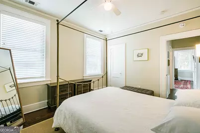 309 E 34th Street, Savannah, GA 31401 - Photo 33