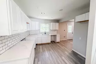 2328 Bonner Rd, East Point, GA 30344 - Photo 5