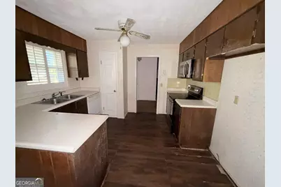 2153 Kings Forest Drive, Conyers, GA 30013 - Photo 7